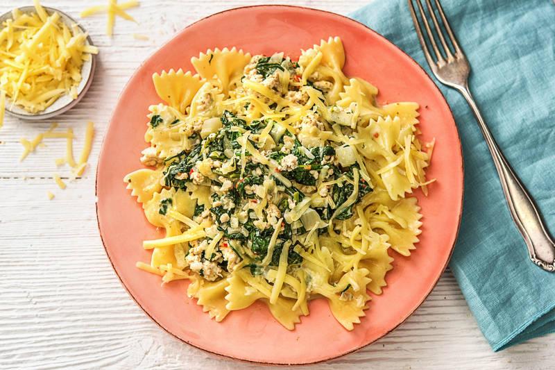 Farfalle crémeuse au haché de poulet épicé