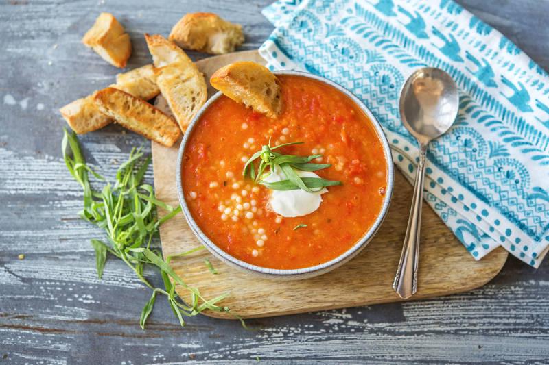 Soupe de tomate et de poivron à l'estragon