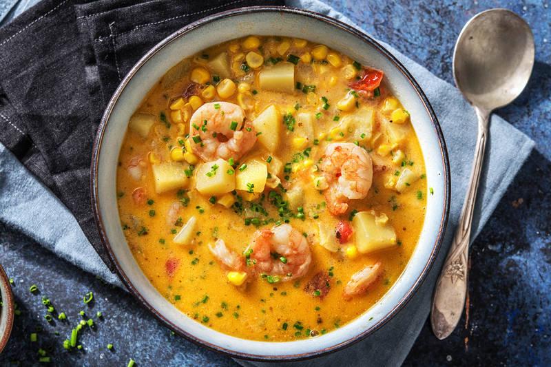Soupe onctueuse aux crevettes et lait de coco