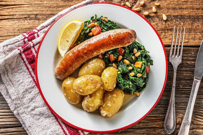 Saucisse de bœuf à l’italienne et pommes de terre au fromage