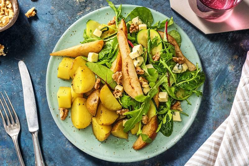 Salade aux poires, au danablu et aux noix