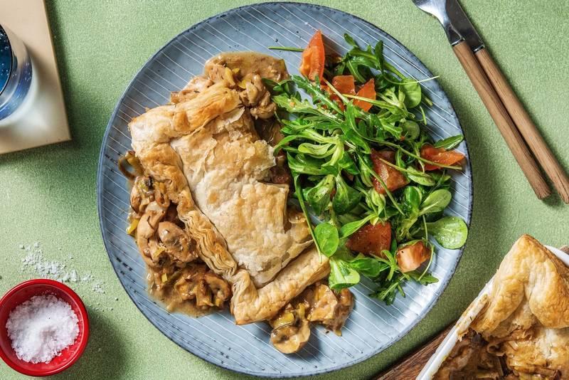Tourte de poulet aux poireaux, champignons et romarin