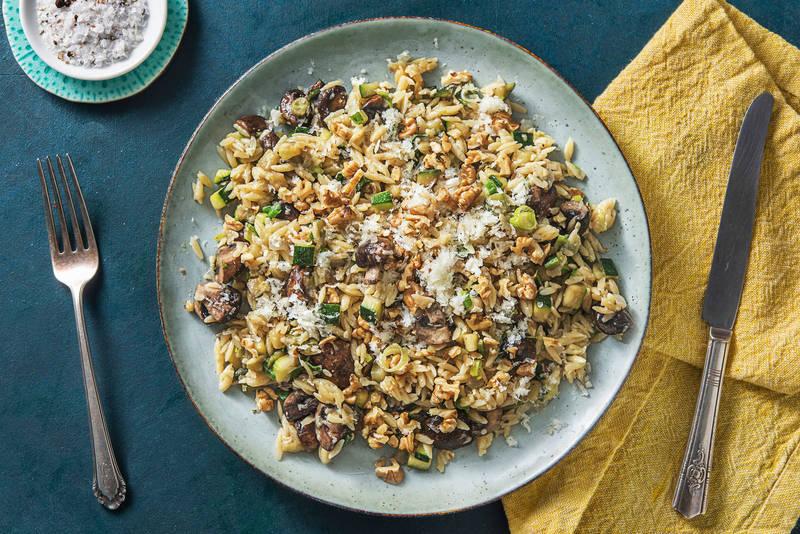 Risotto d’orzo à la courgette et aux champignons poêlés