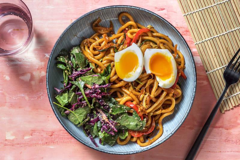 Wok de nouilles udon aux légumes & gomasio