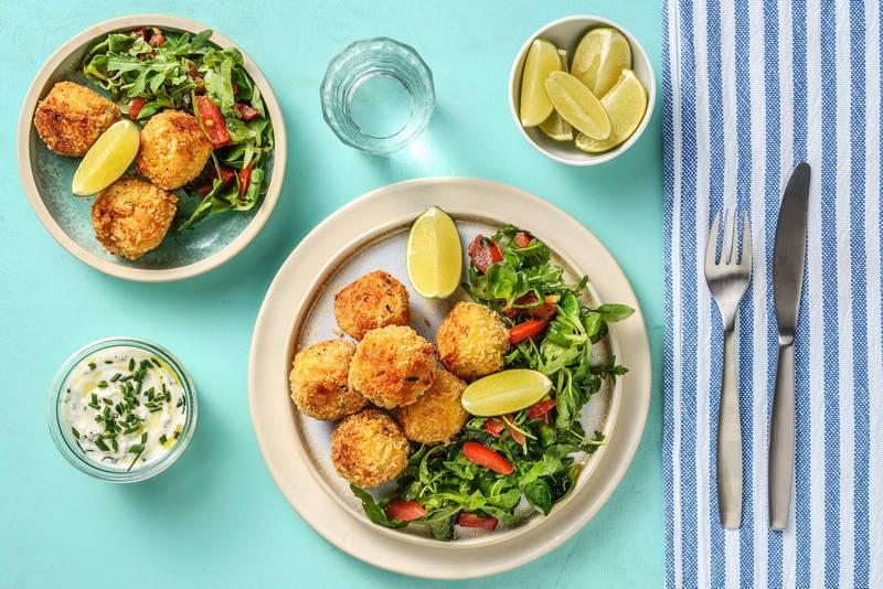 Croquettes de saumon & yaourt aux herbes