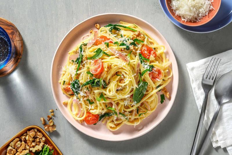 Linguine crème de parmesan, noix & ciboulette