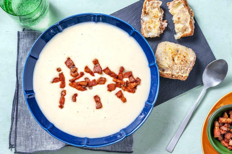 Velouté de topinambours & lardons poêlés