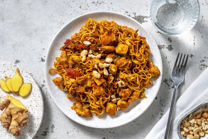Wok épicé de nouilles au poulet