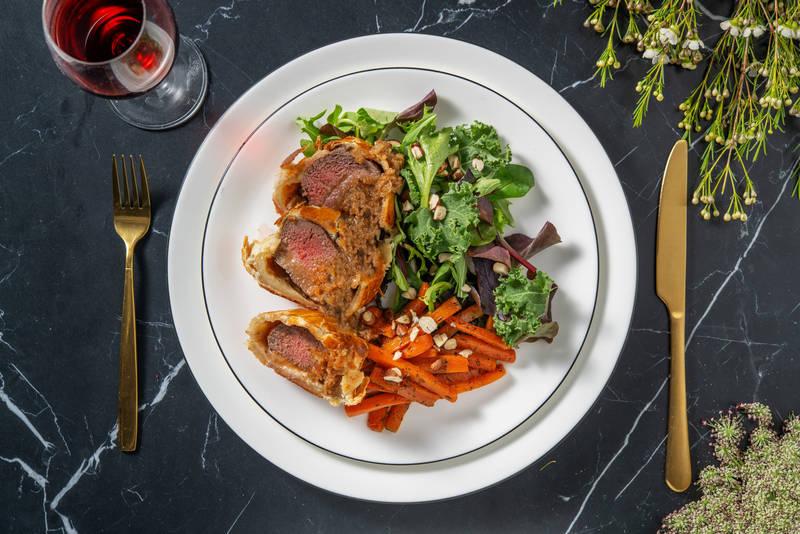 Rôti de bœuf en croûte & carottes glacées au thym