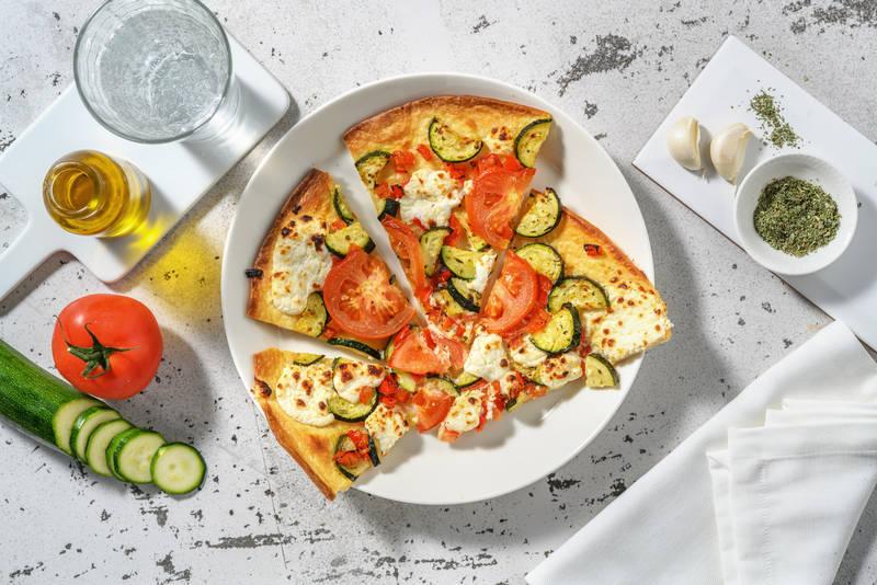 Tarte fine chèvre, légumes & origan