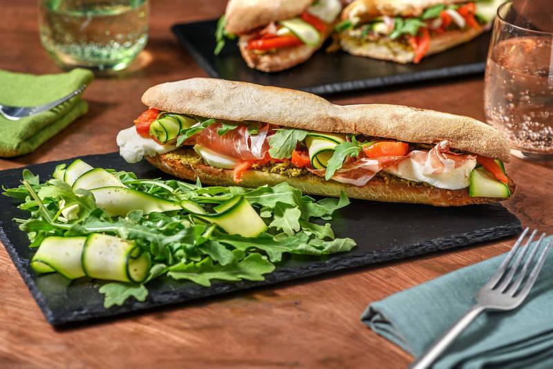 Sandwich pesto, jambon sec & mozza