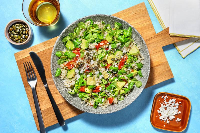 Salade de couscous perlé, fromage & avocat