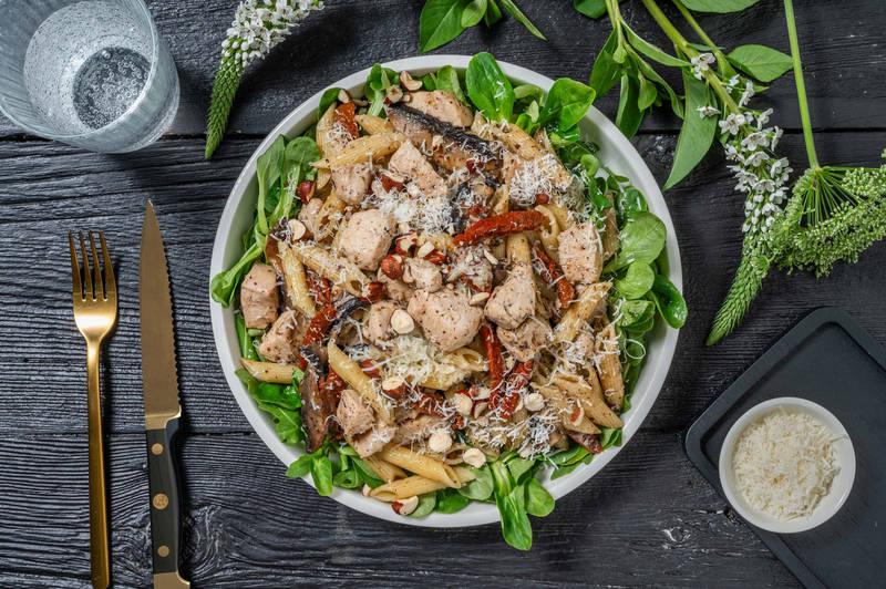 Penne al pollo & pesto de champignons