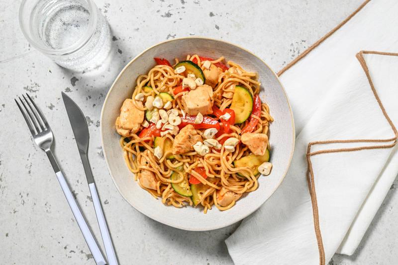 Le Végé : wok de nouilles aux émincés façon poulet