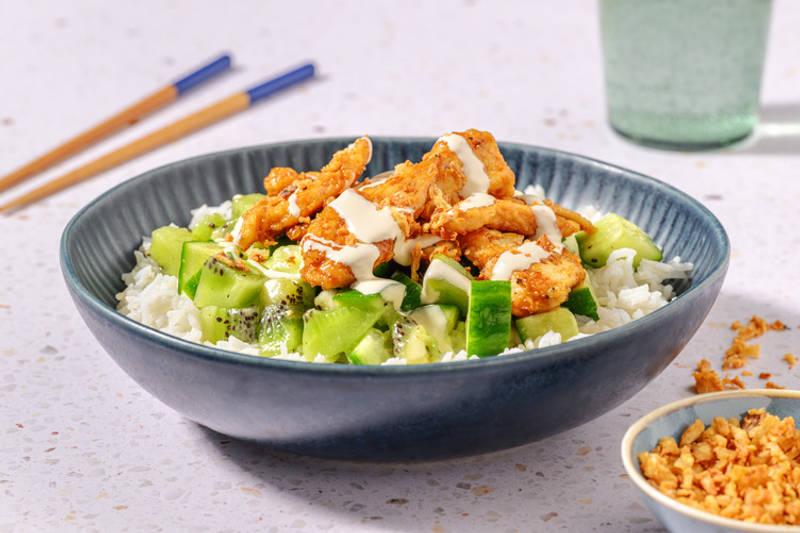 Poké bowl : poulet, sauce mayo & kiwi