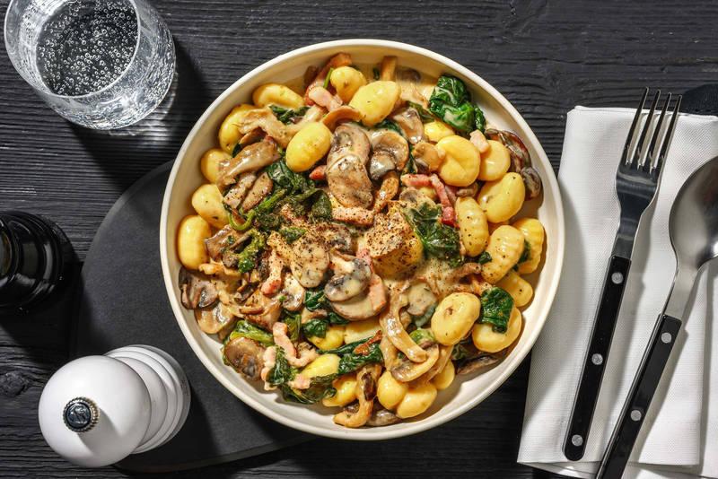 Gnocchi crémeux aux lardons herbacés