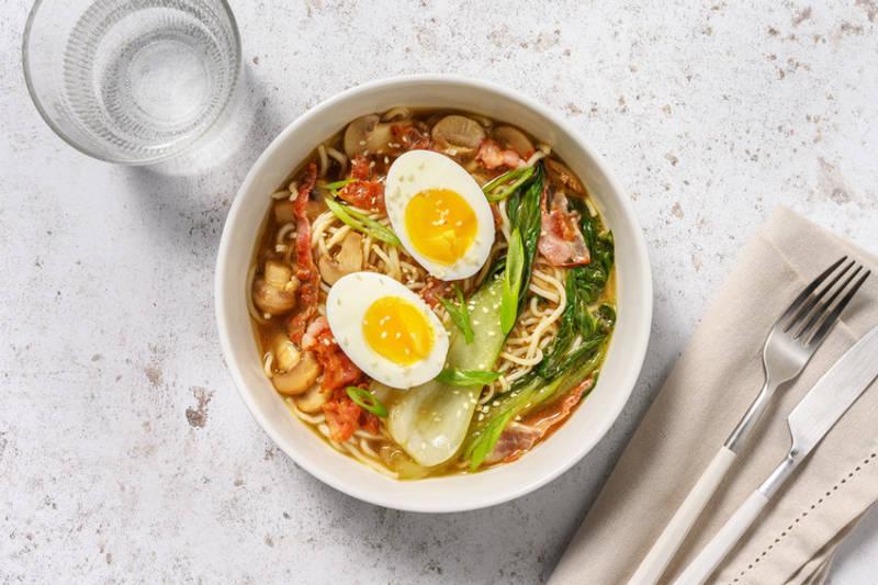 Soupe de nouilles au porc & pak choï