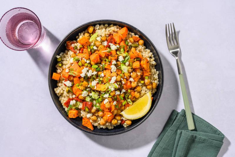 Couscous perlé, feta & pois chiches rôtis